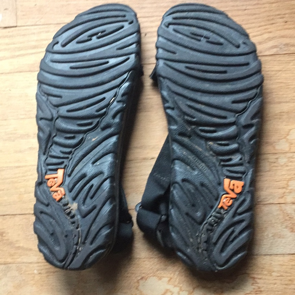 Teva sandles